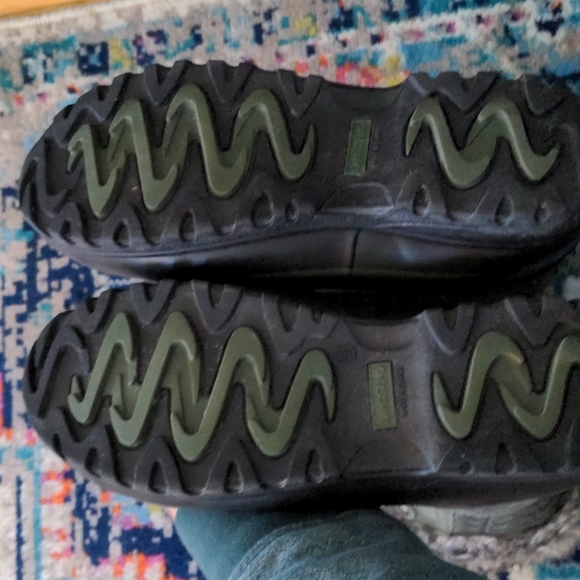 Lands’ End Green Winter Snow Boots Size 9B - Picture 4 of 5